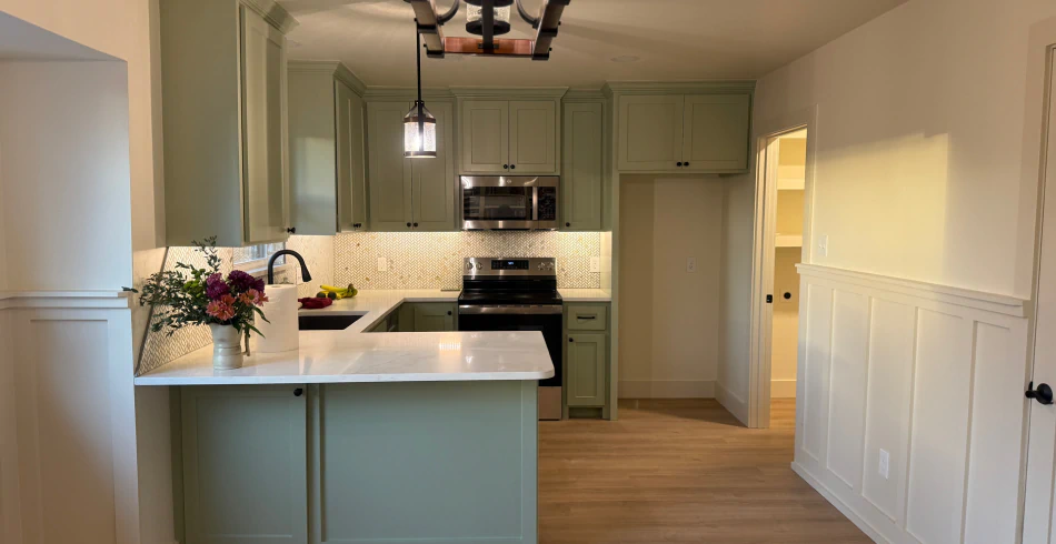 Kitchen Remodeling (1) Kitchen Remodeling (1)